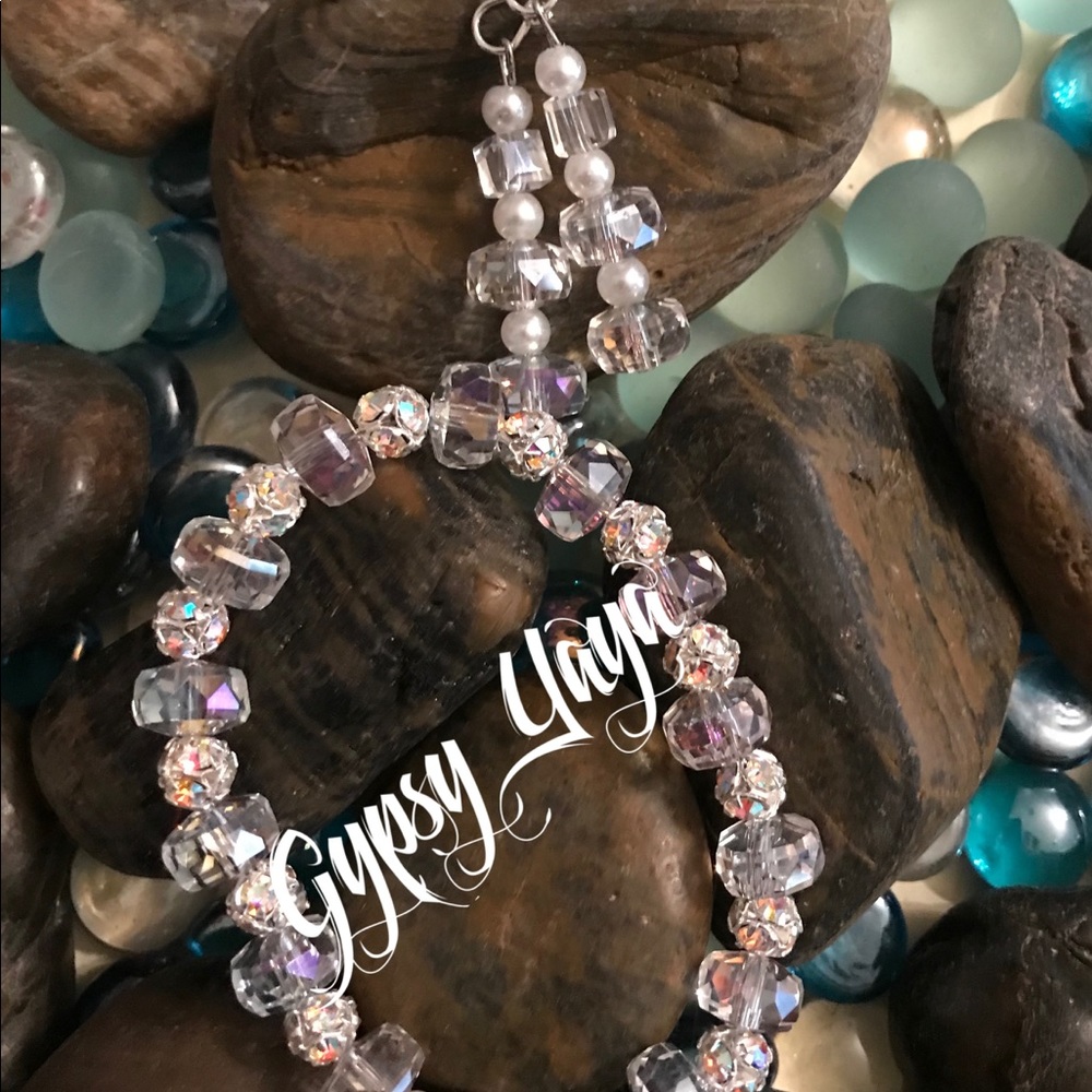 Bracelet and earrings set